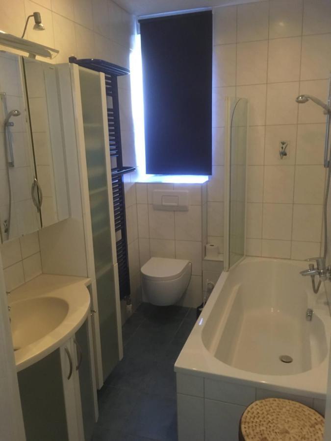 Ferienwohnung Kastanienblick Oder Parkblick, Oder Unser Radlerzimmer! Ziethen  Habitación foto