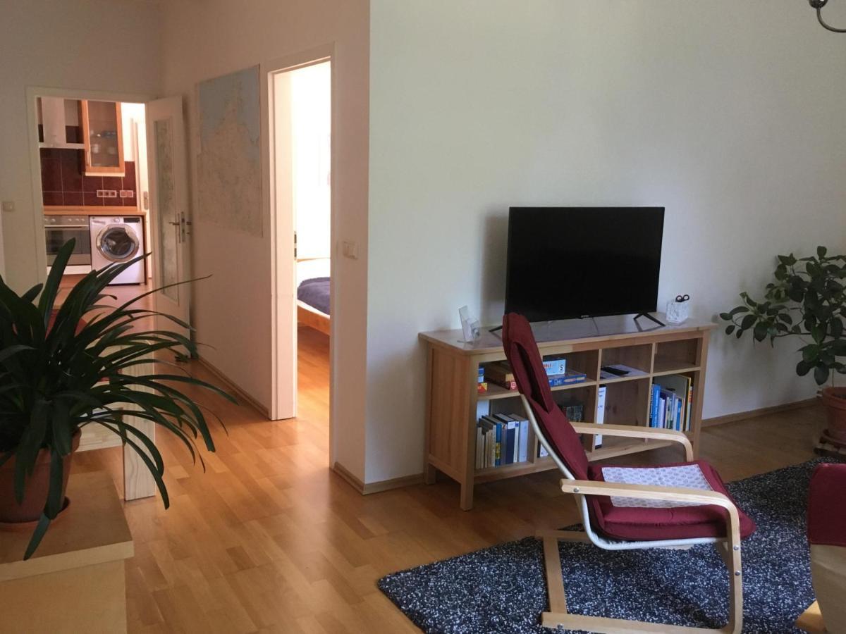 Ferienwohnung Kastanienblick Oder Parkblick, Oder Unser Radlerzimmer! Ziethen  Exterior foto