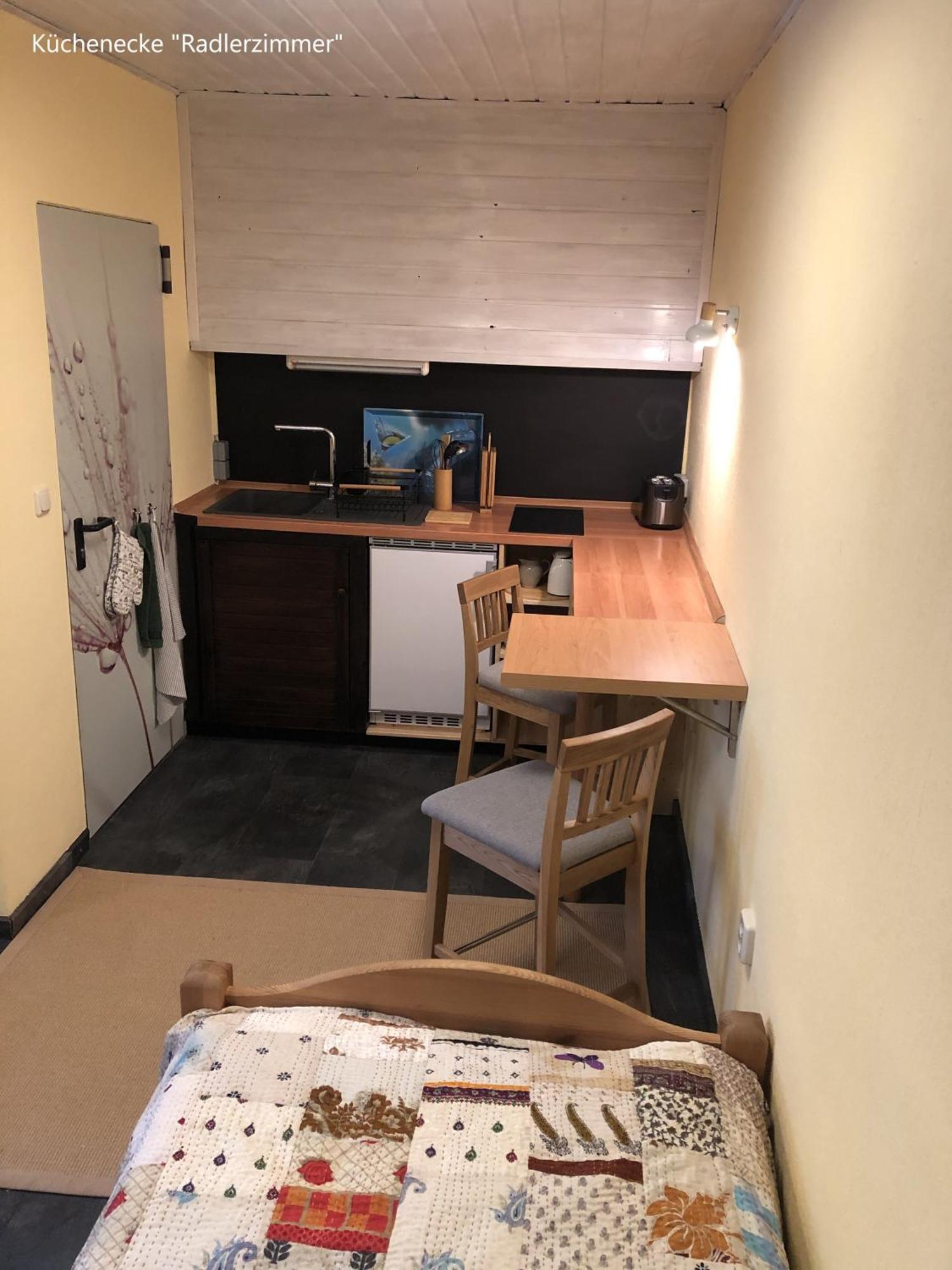 Ferienwohnung Kastanienblick Oder Parkblick, Oder Unser Radlerzimmer! Ziethen  Exterior foto